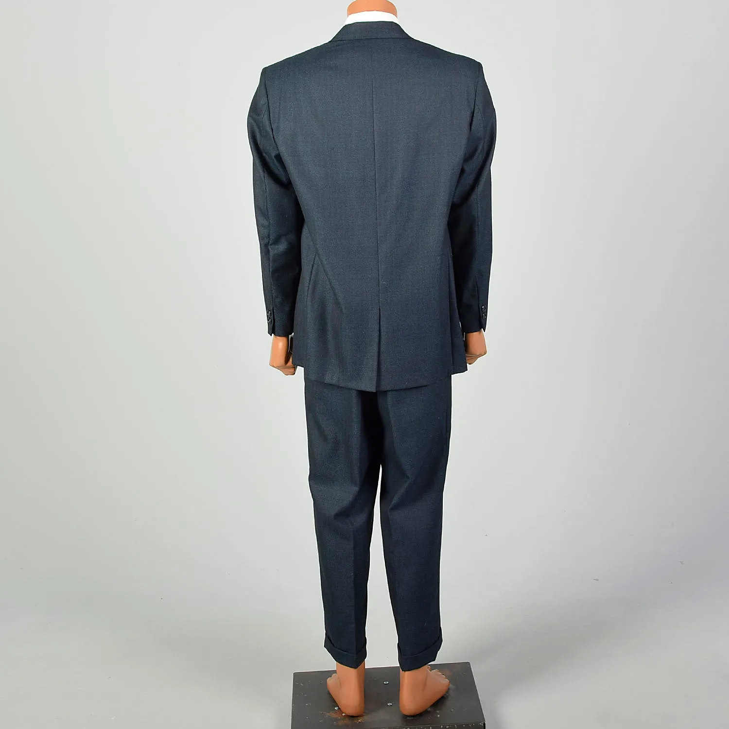 44L 1960s 2pc Suit Blue Herringbone 2 Button Slim Lapel Richman Brothers Flat Front Pants