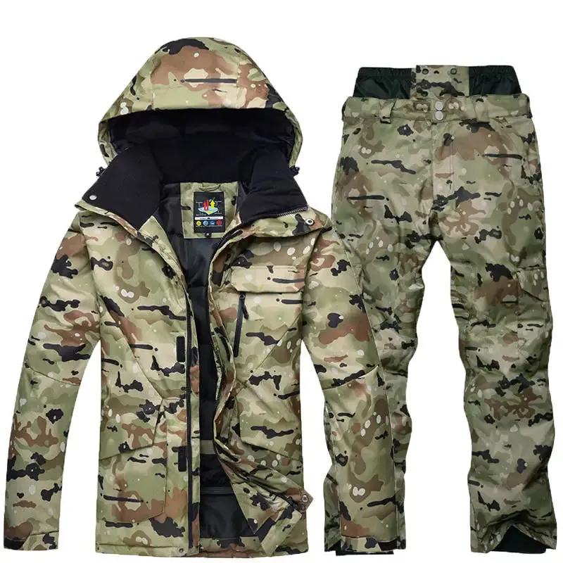 ARCTIC QUEEN Snow Camo Clothing
