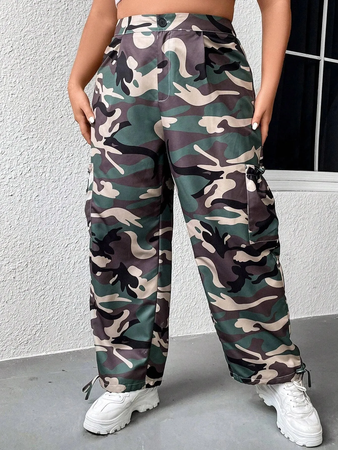 Camo Print Flap Cargo Pants