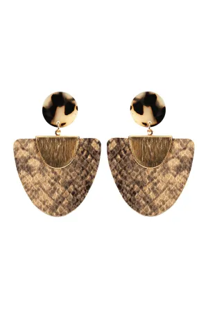 Ce1938 - Snake Skin Fan Shape Leather Acrylic Post Earrings