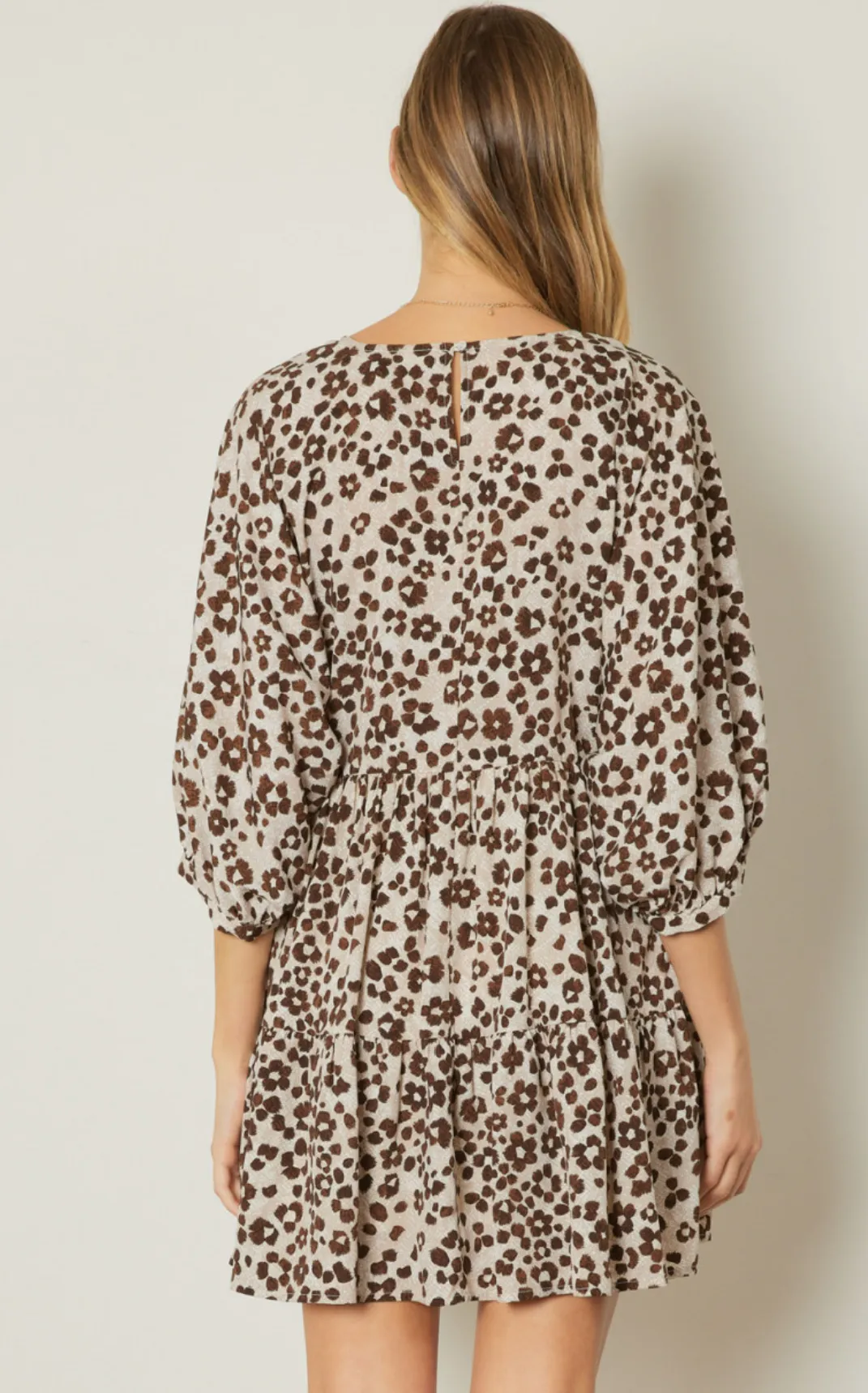floral print v-neck tiered mini dress - taupe