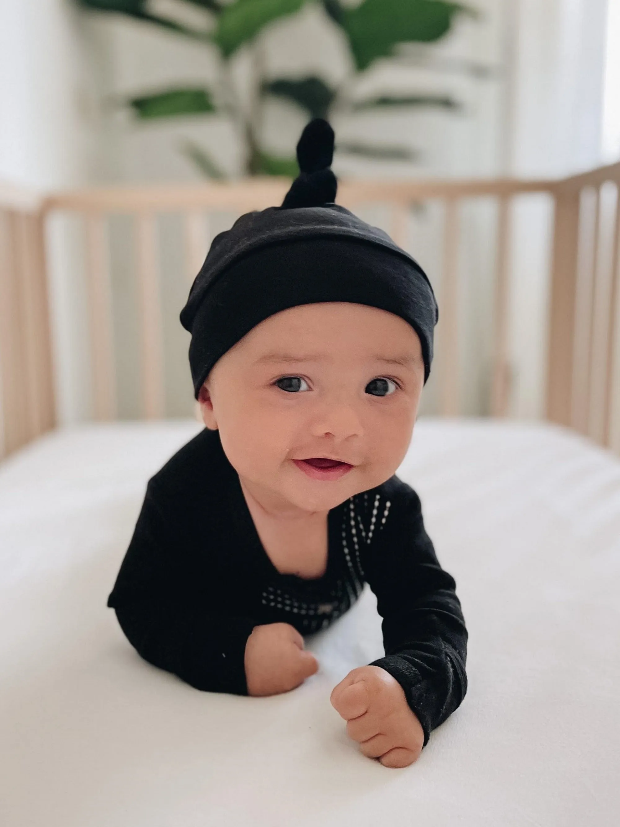 L'ovedbaby Organic Banded Top-Knot Hat