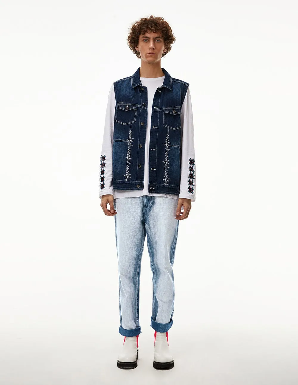 Men Emboidered Denim Vest Jacket