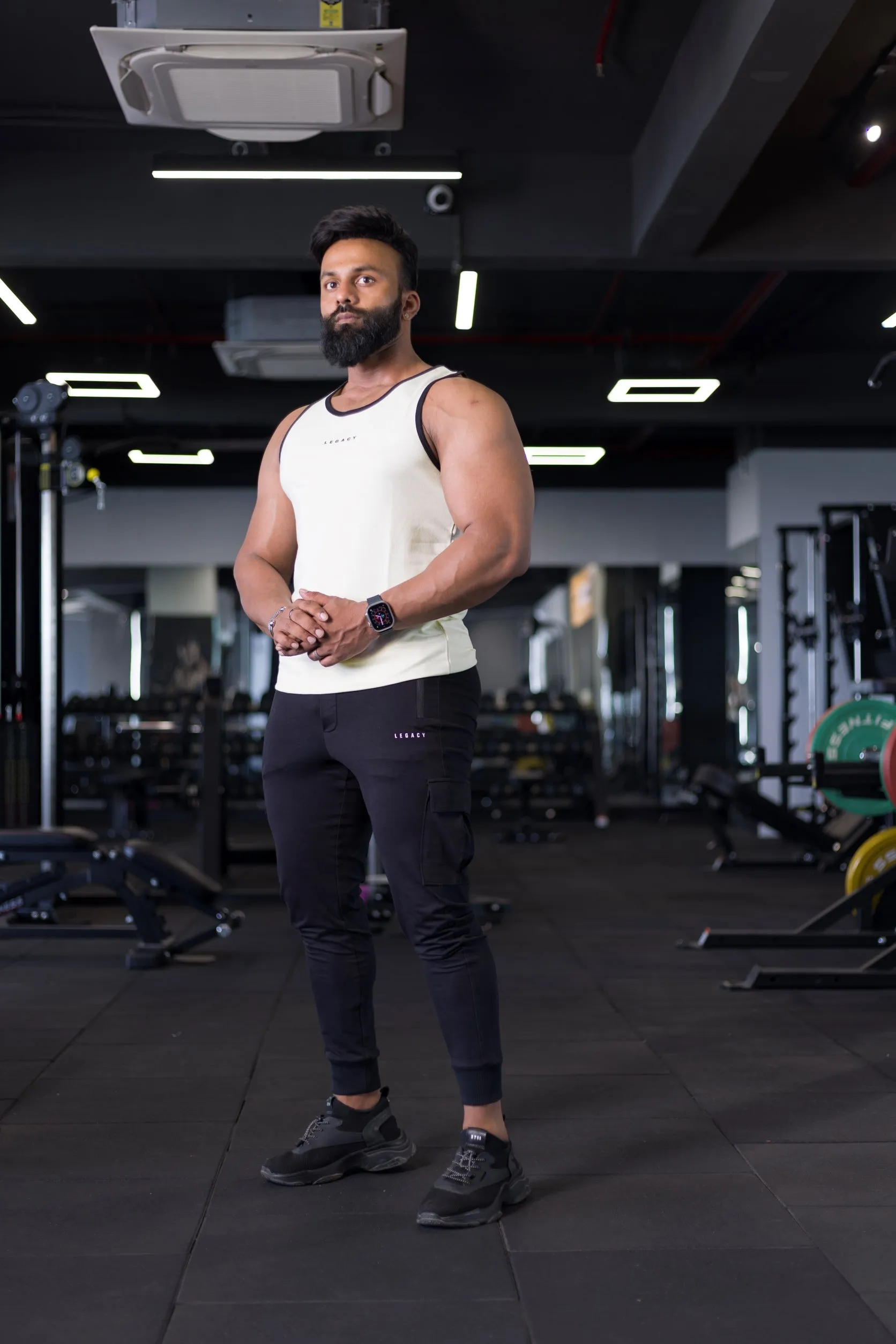 MUSCLE TANKS BLACK