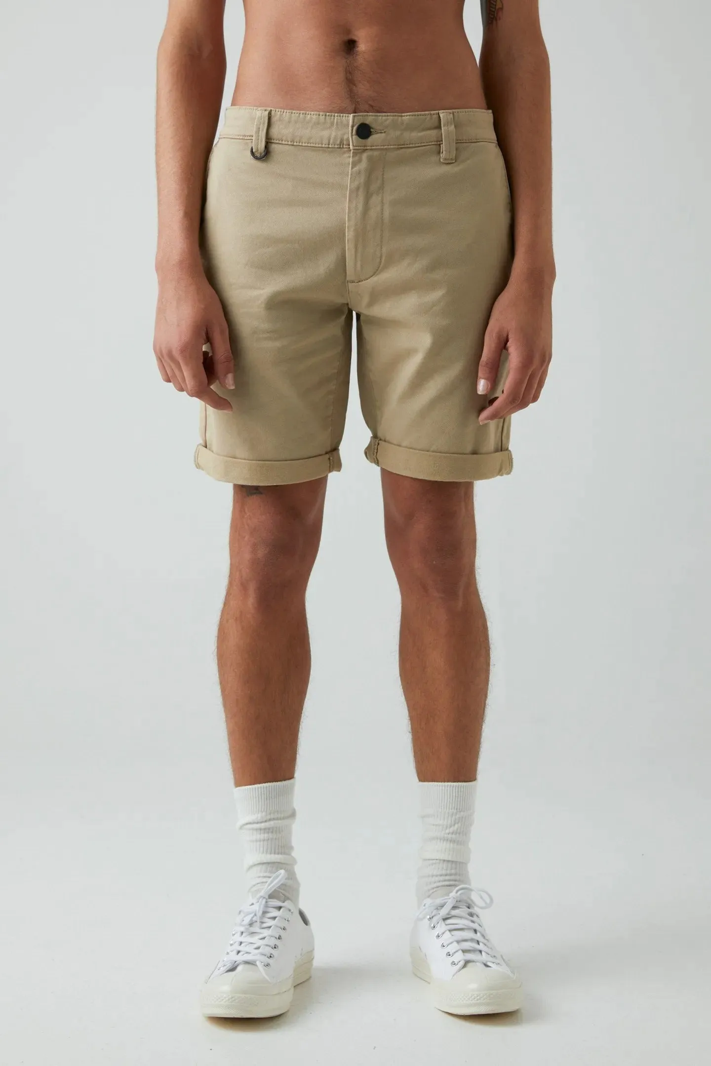 Neuw MENS CODY TAPERED SHORT SAND