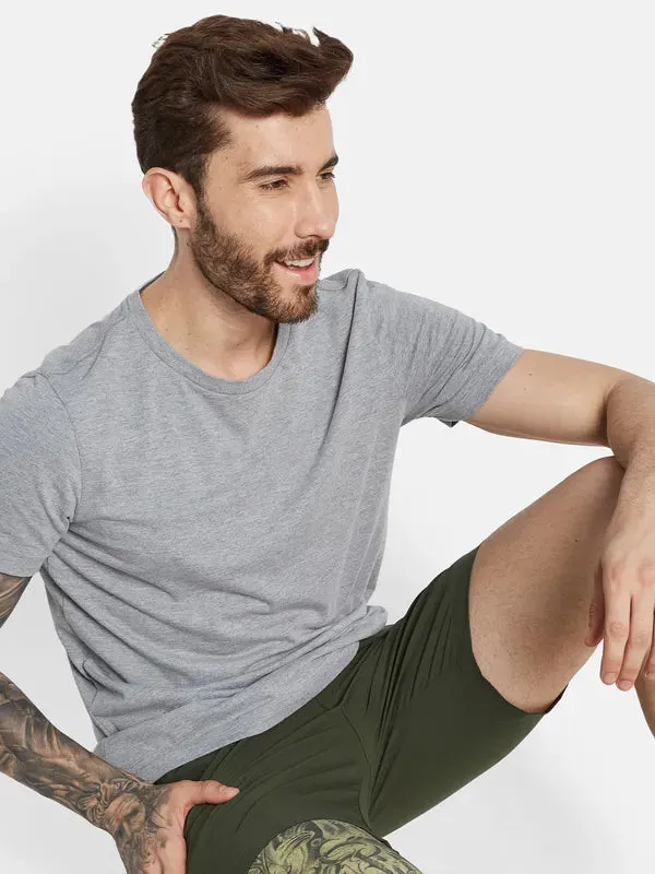 Octave Men Solid Above Knee Regular Fit Mid-Rise Regular Shorts