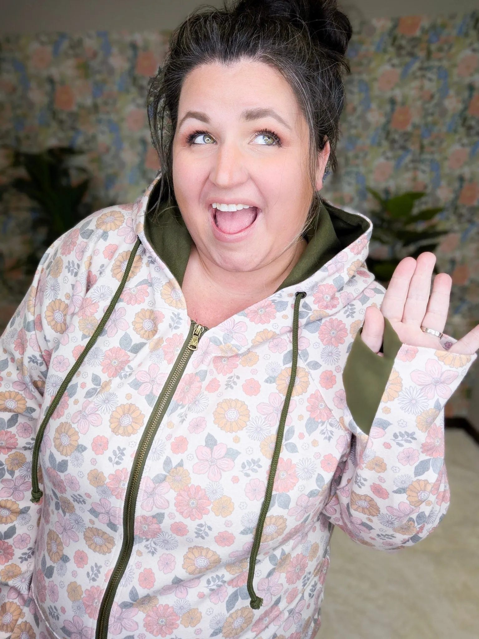 PHC- Triple Stretch Full Zip Hoodie in Pink Retro Floral