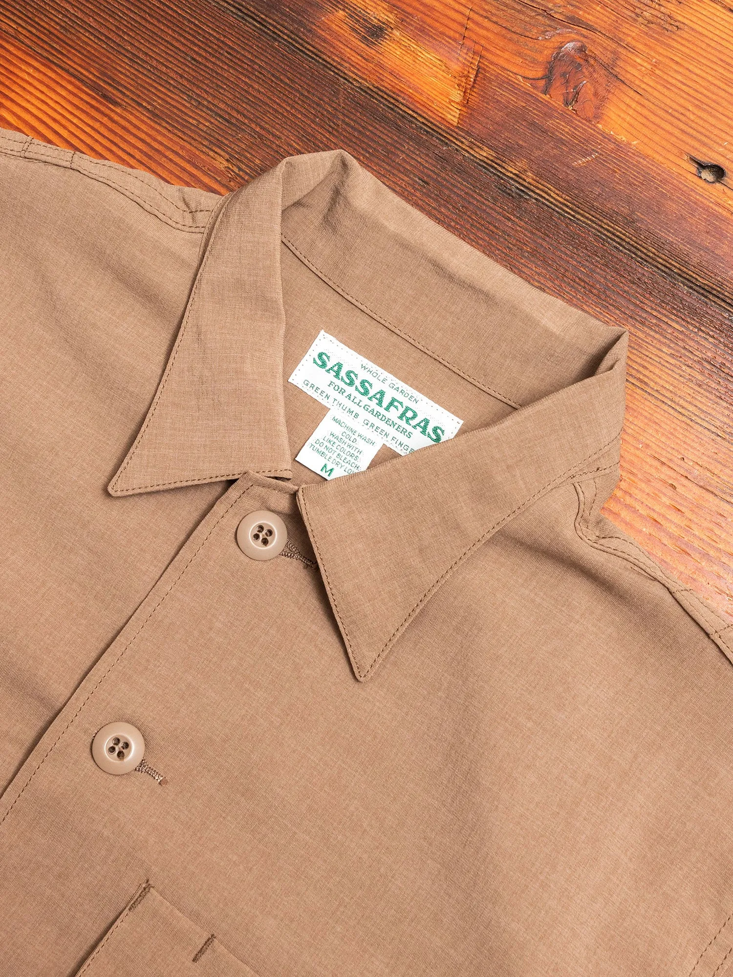 Stretch Gardener Half Shirt in Beige