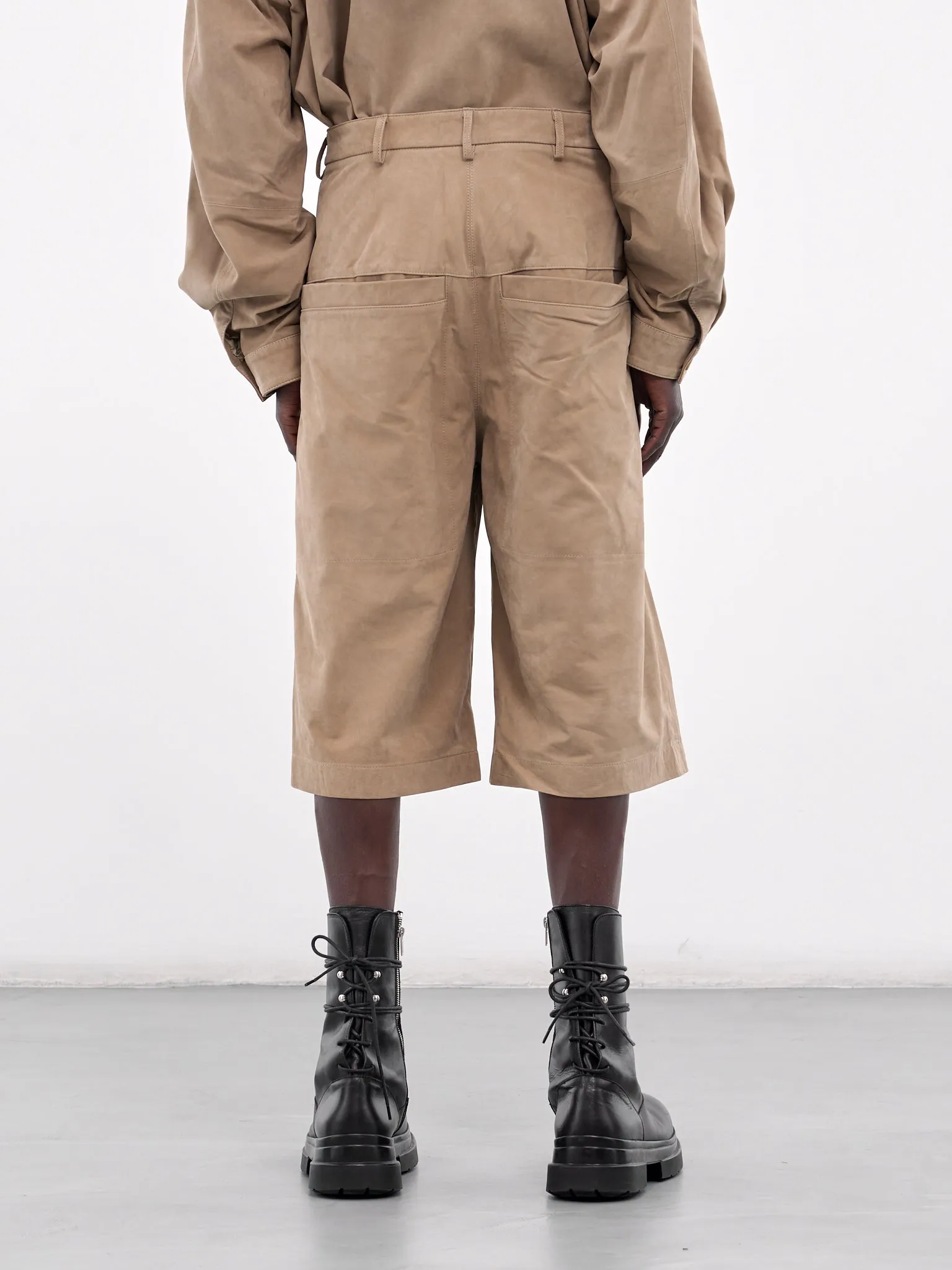 Suede Shorts (ES2626SS-STABLE-SUEDE)