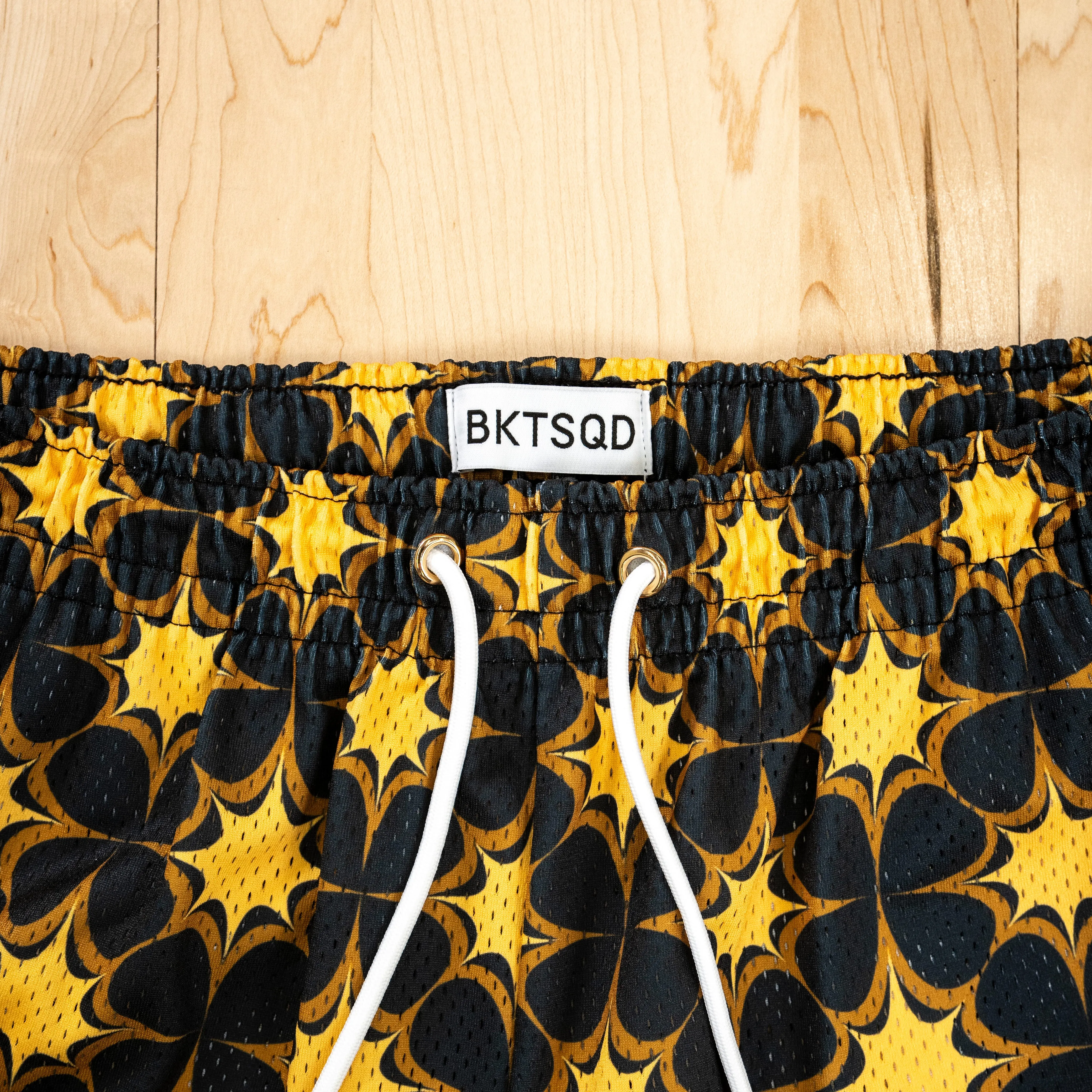 TROPHY GOLD SHORTS - SPARKLE