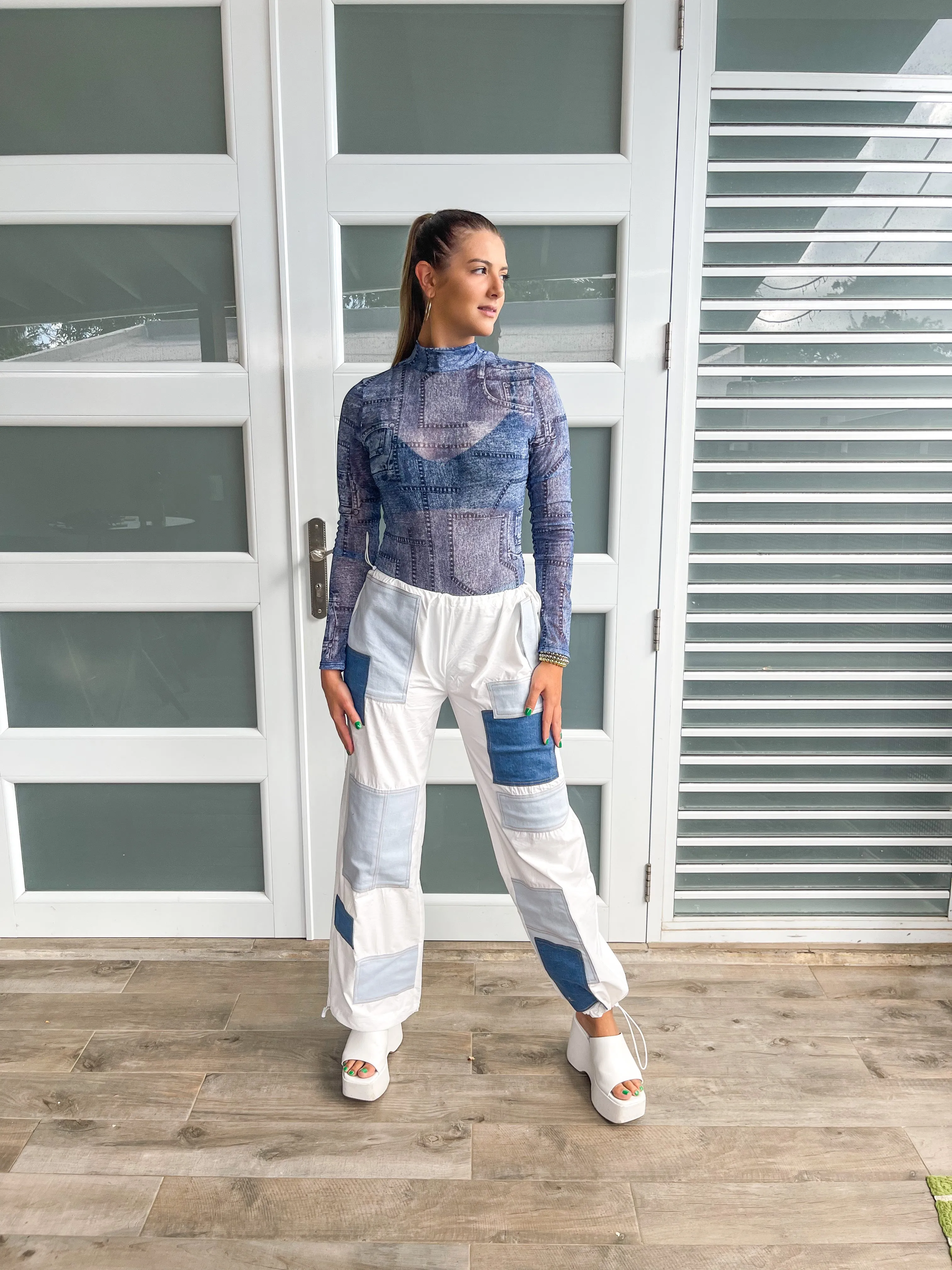 WHITE DENIM PATCH CARGO PANTS